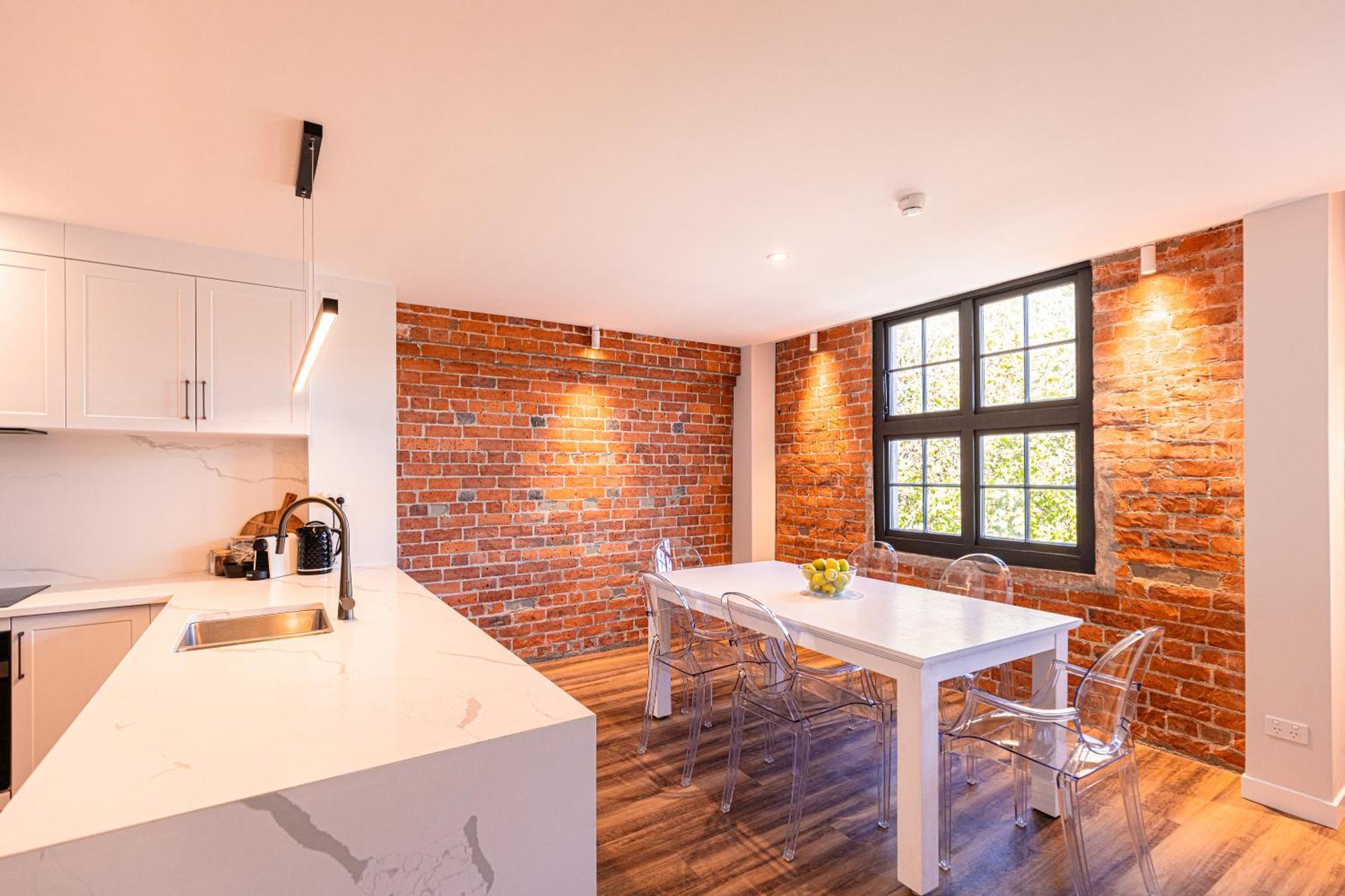 Johnston Apartments - Award-Winning Building, Your Unforgettable Stay Whanganui Exterior foto