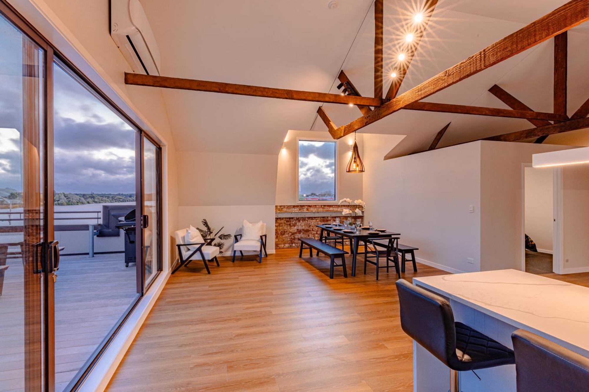 Johnston Apartments - Award-Winning Building, Your Unforgettable Stay Whanganui Exterior foto