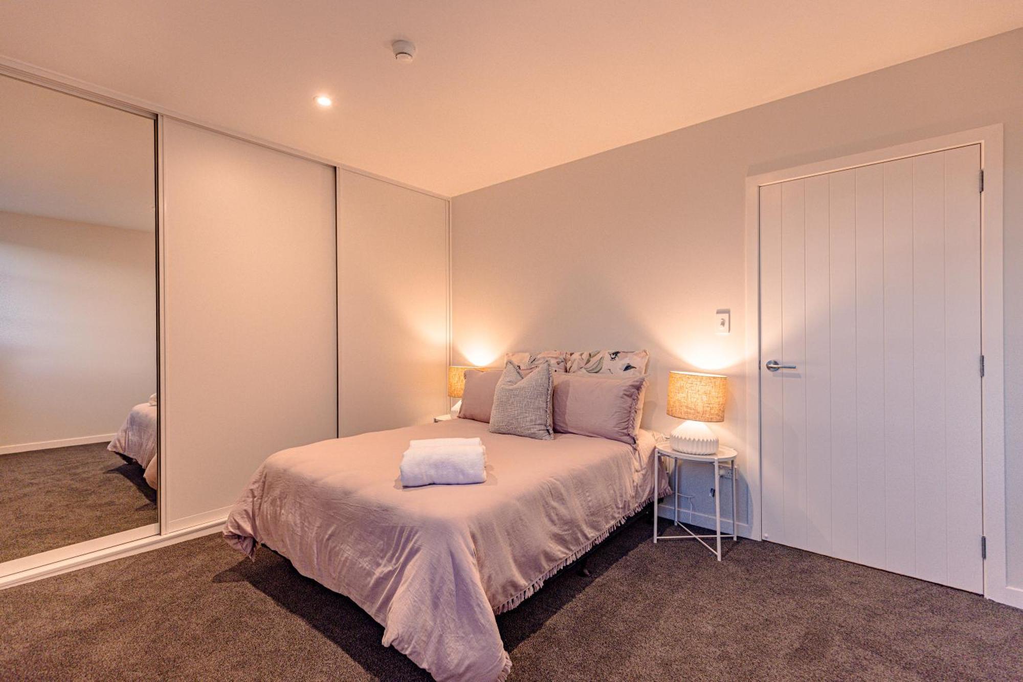 Johnston Apartments - Award-Winning Building, Your Unforgettable Stay Whanganui Exterior foto